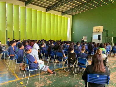 Imagem da notícia Cigarro eletrônico vira foco de alerta urgente entre estudantes em Chapadão do Sul